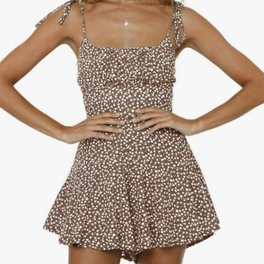 Amazon Floral Romper - Size M (Closet closing permanently 5/15!)